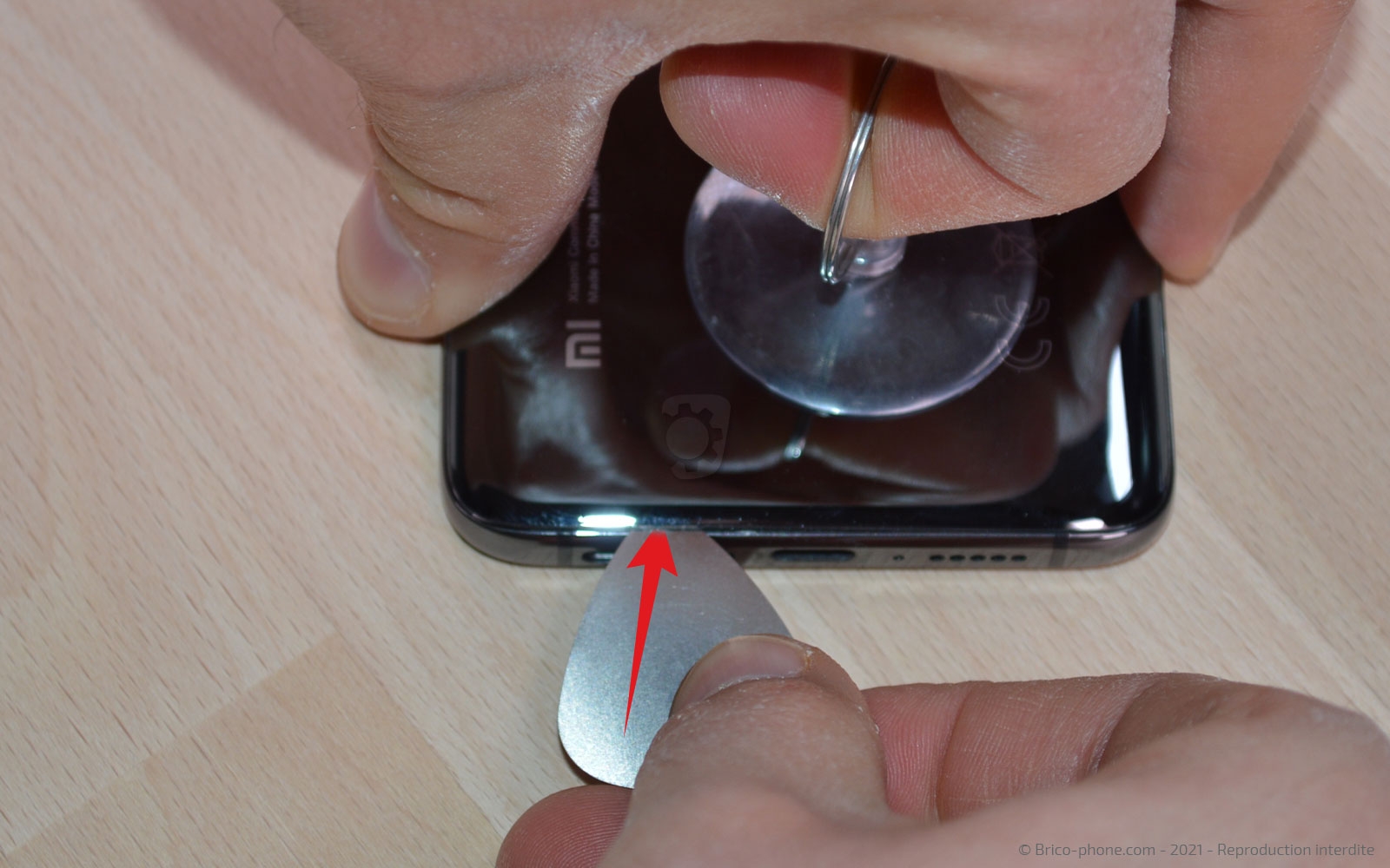 Changement de la vitre arrière sur Mi 10T photo 1