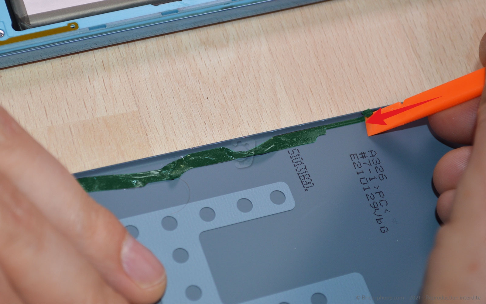 Changement de batterie sur Galaxy A32 5G photo 1