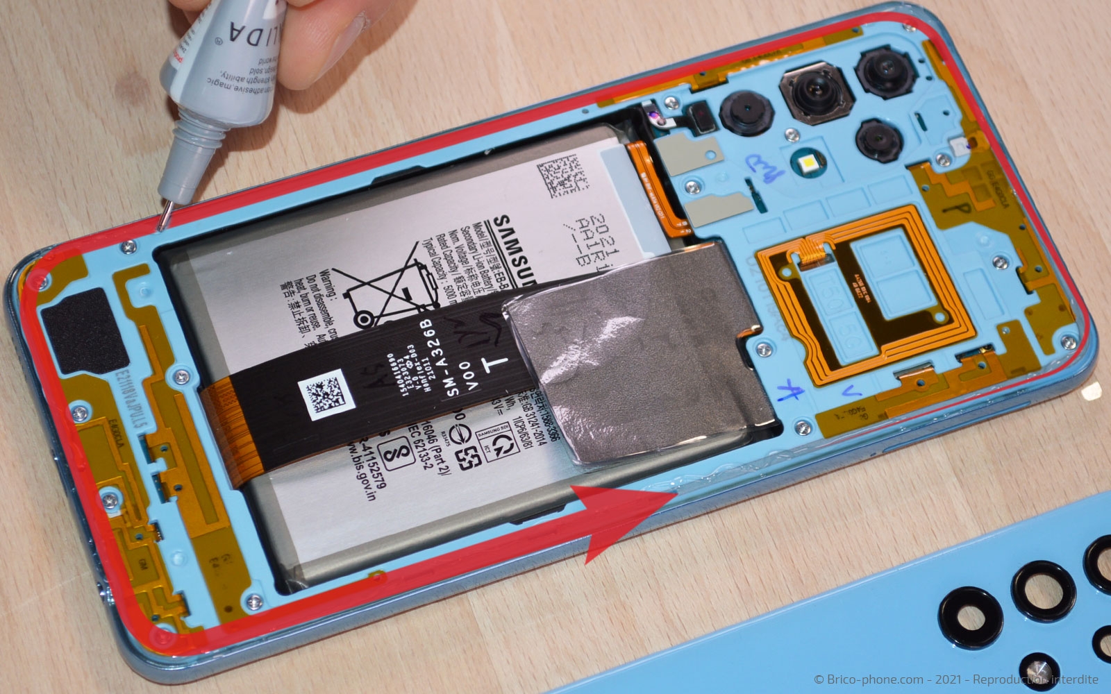 Changement de connecteur de charge sur Galaxy A32 5G photo 2