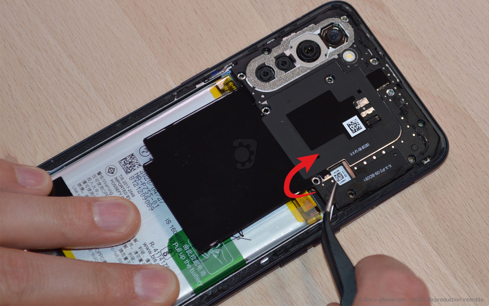 Changement de batterie sur Find X2 Lite photo 2