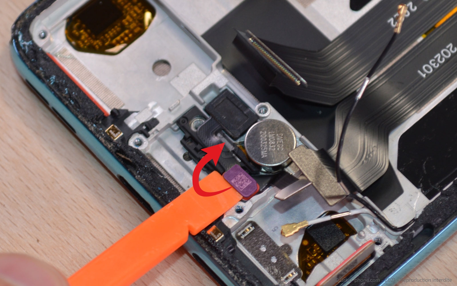 Changement du bloc écran sur OnePlus Nord photo 1