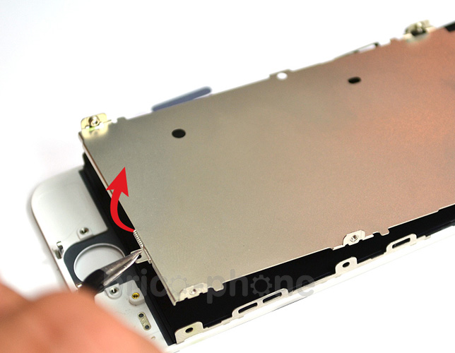 Changement d'écran (vitre+LCD) sans éléments prémontés sur iPhone 5 photo 1