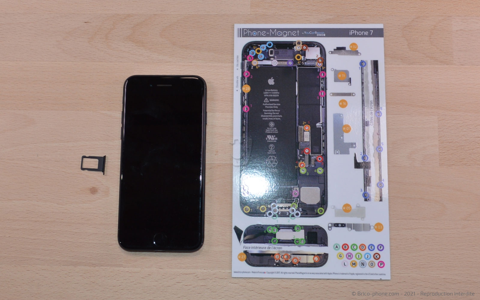 Changement de la coque arrière sur iPhone 7 photo 3