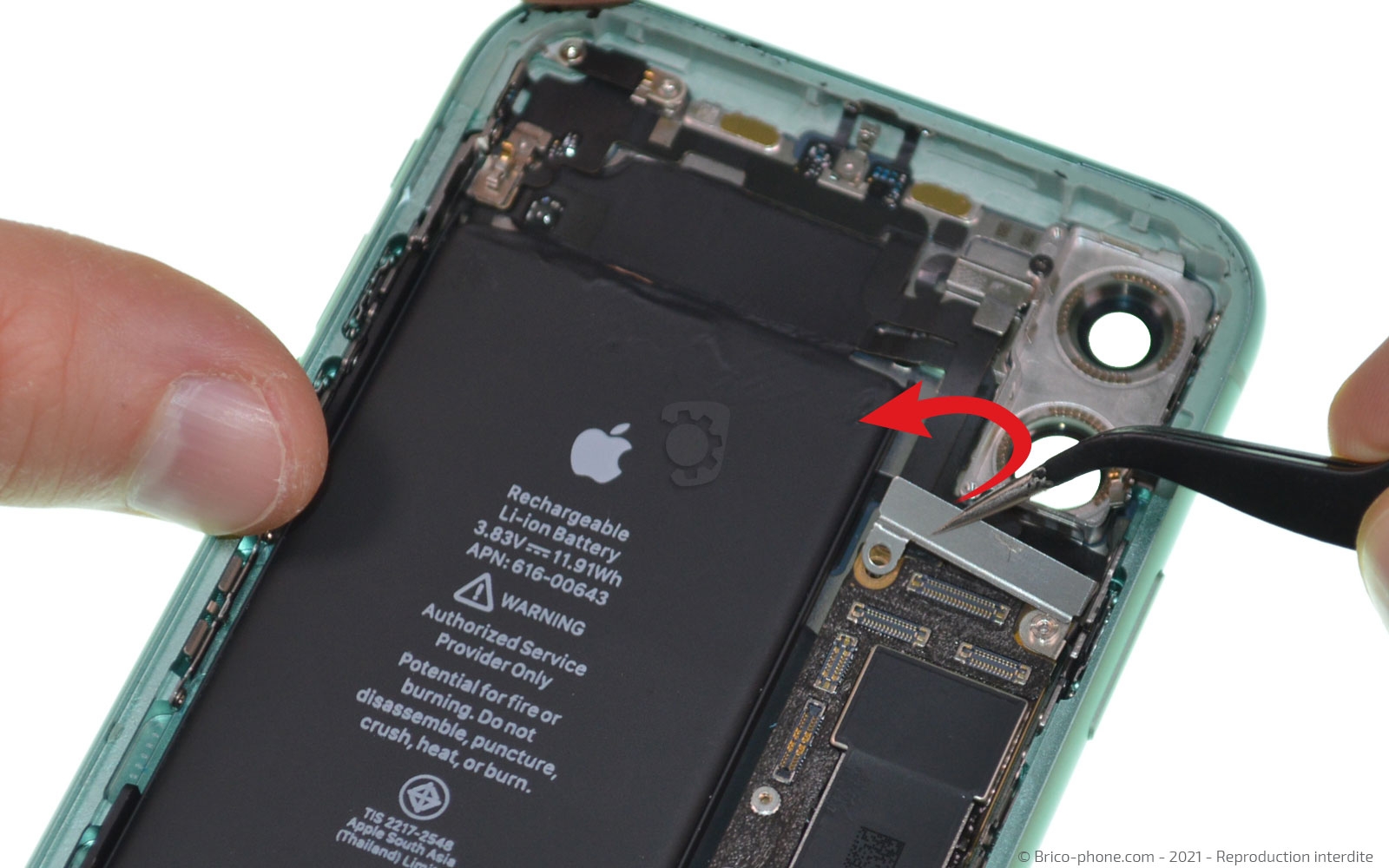 Changement de la coque arrière sur iPhone 11 photo 2