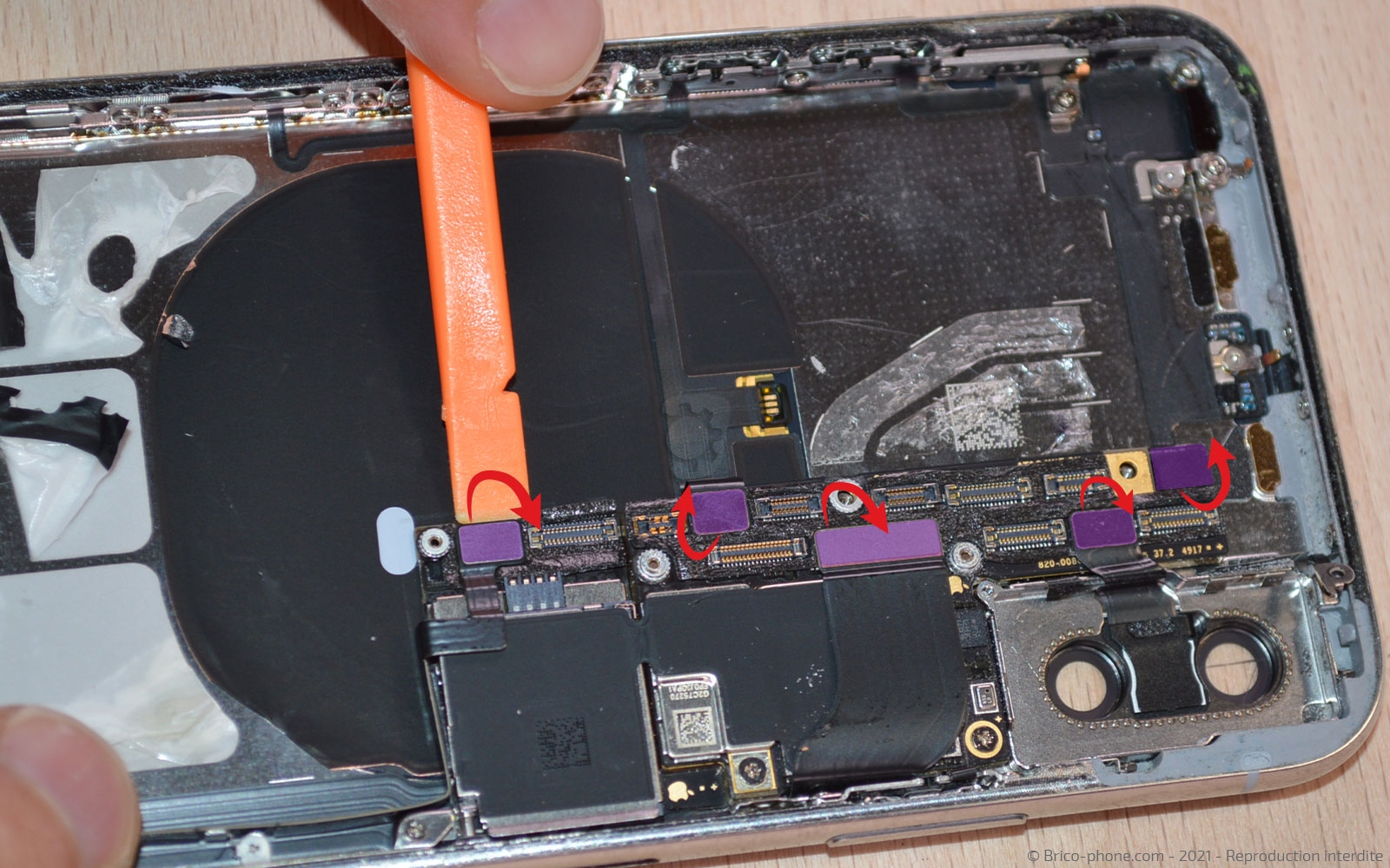 Changement de la coque arrière complète sur iPhone X photo 1