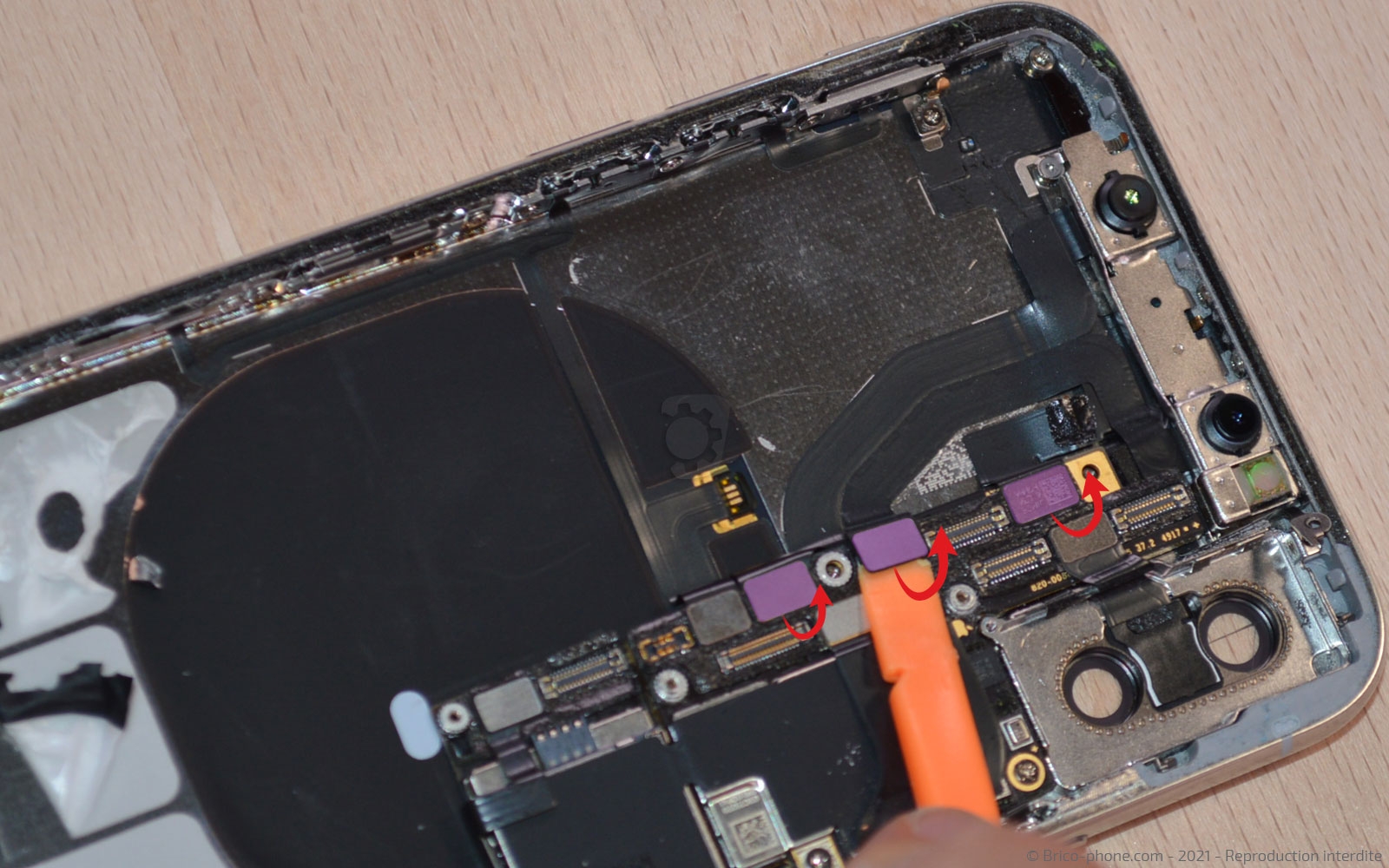 Changement de la coque arrière complète sur iPhone X photo 1