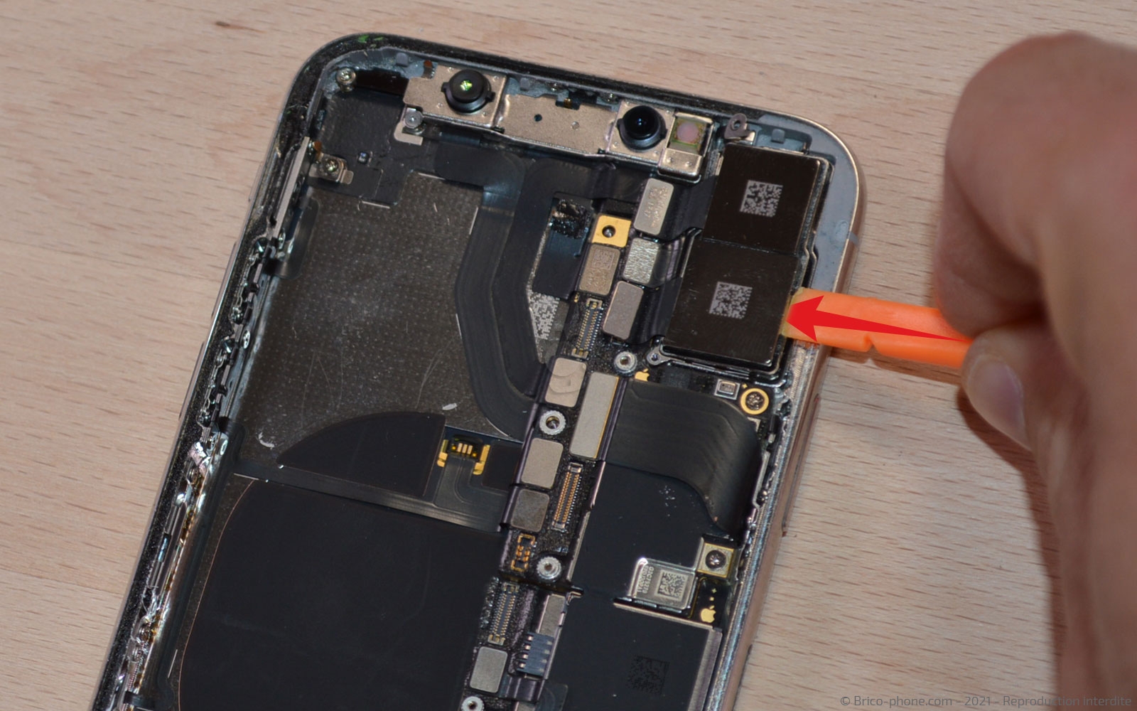 Changement de la coque arrière complète sur iPhone X photo 2