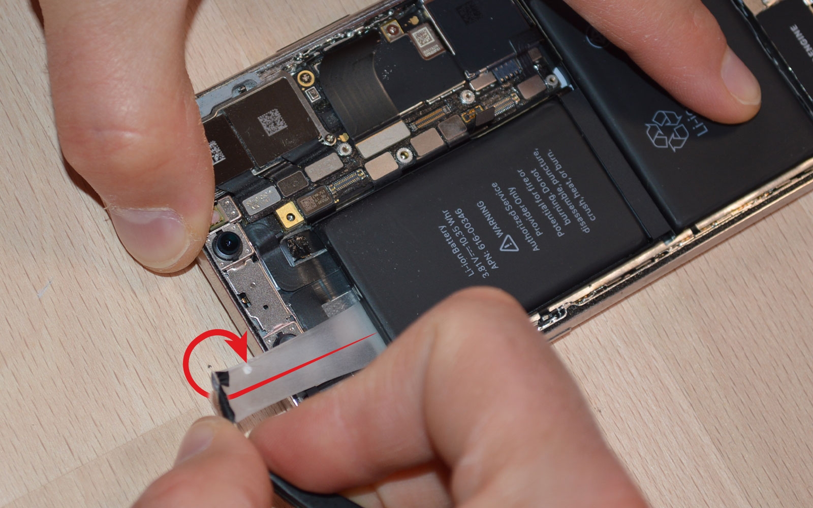 Changement de la coque arrière complète sur iPhone X photo 2