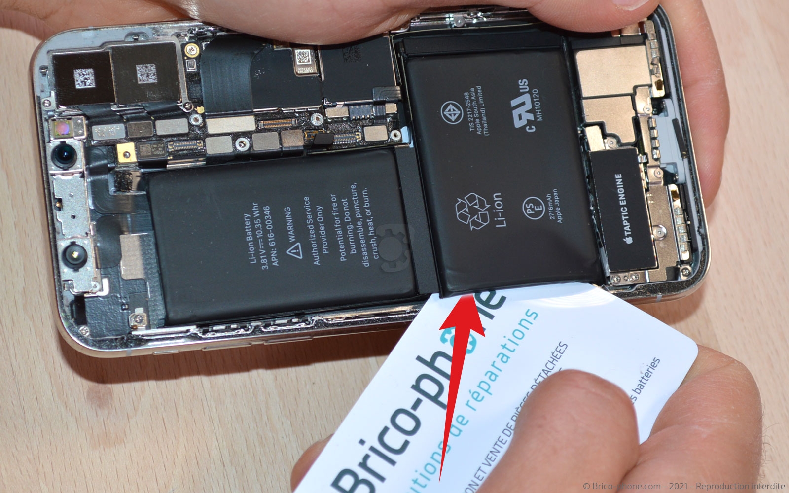 Changement de la coque arrière complète sur iPhone X photo 4