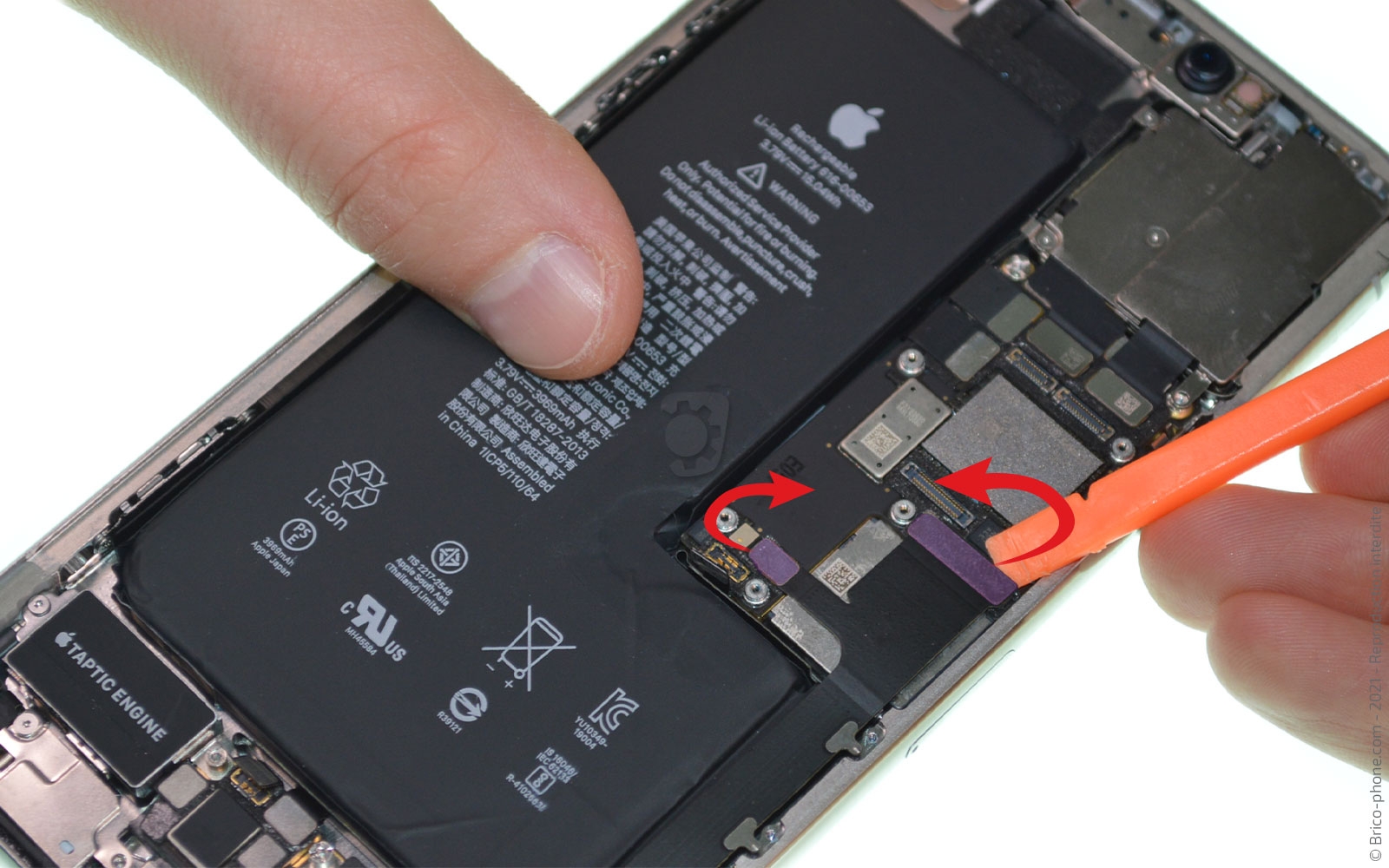 Changement de la coque arrière complète sur iPhone 11 Pro Max photo 3