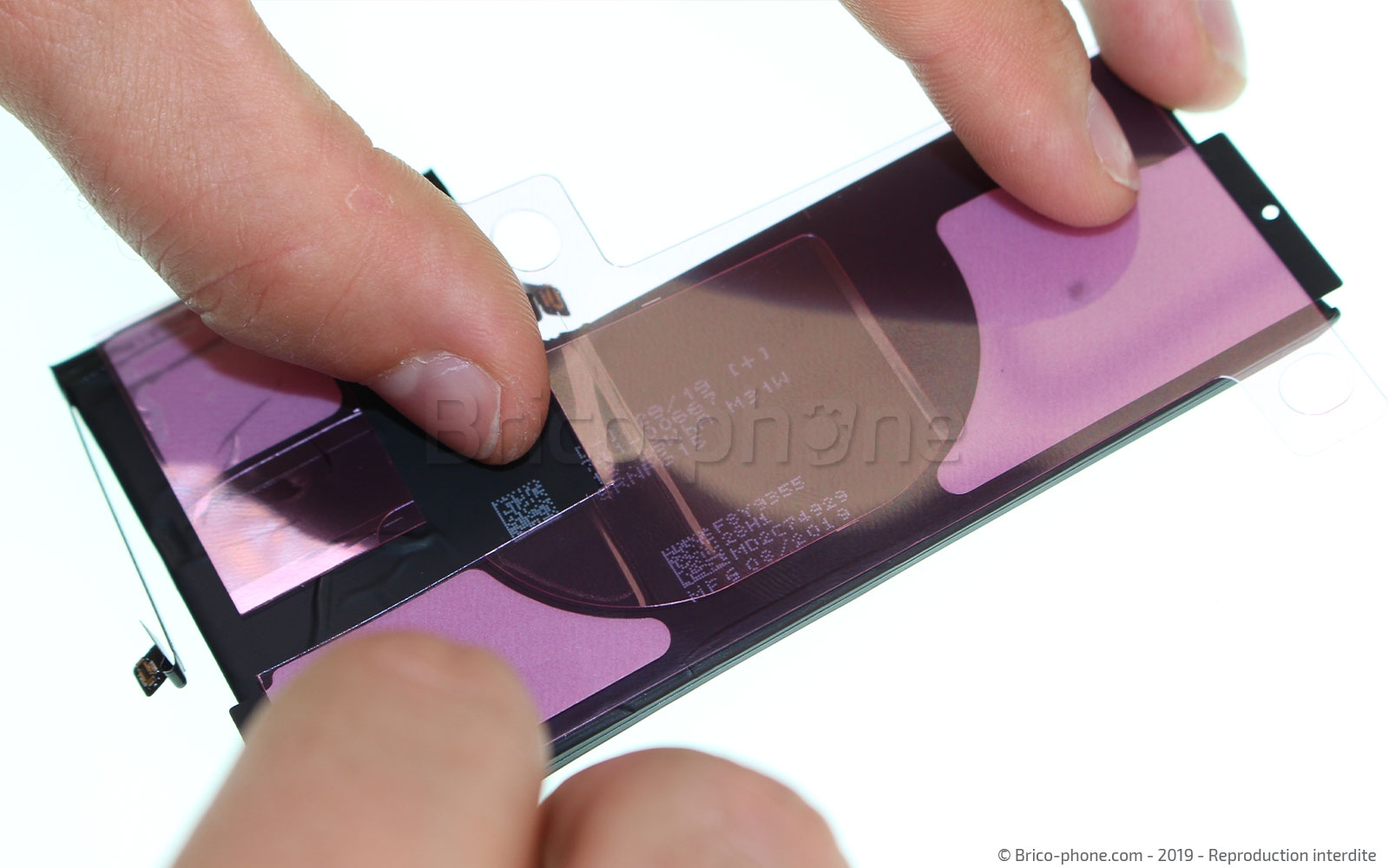 Changement de la coque arrière complète sur iPhone 11 Pro Max photo 3