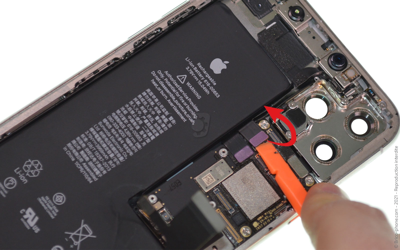 Changement de la coque arrière complète sur iPhone 11 Pro Max photo 2