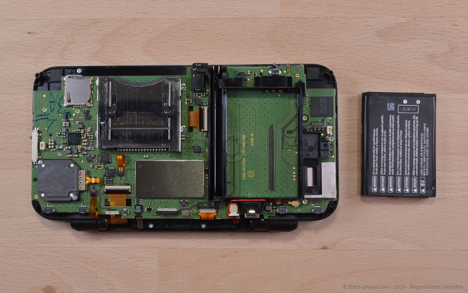 Démontage complet sur New 2DS XL photo 2