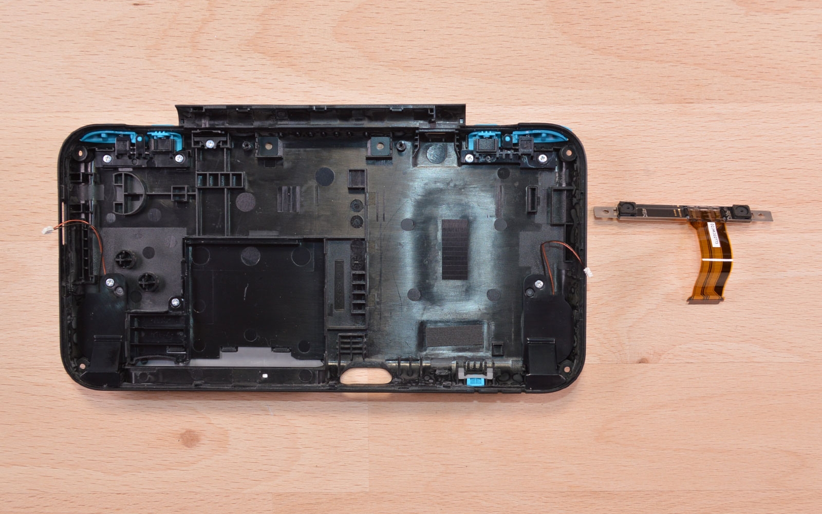 Démontage complet sur New 2DS XL photo 2