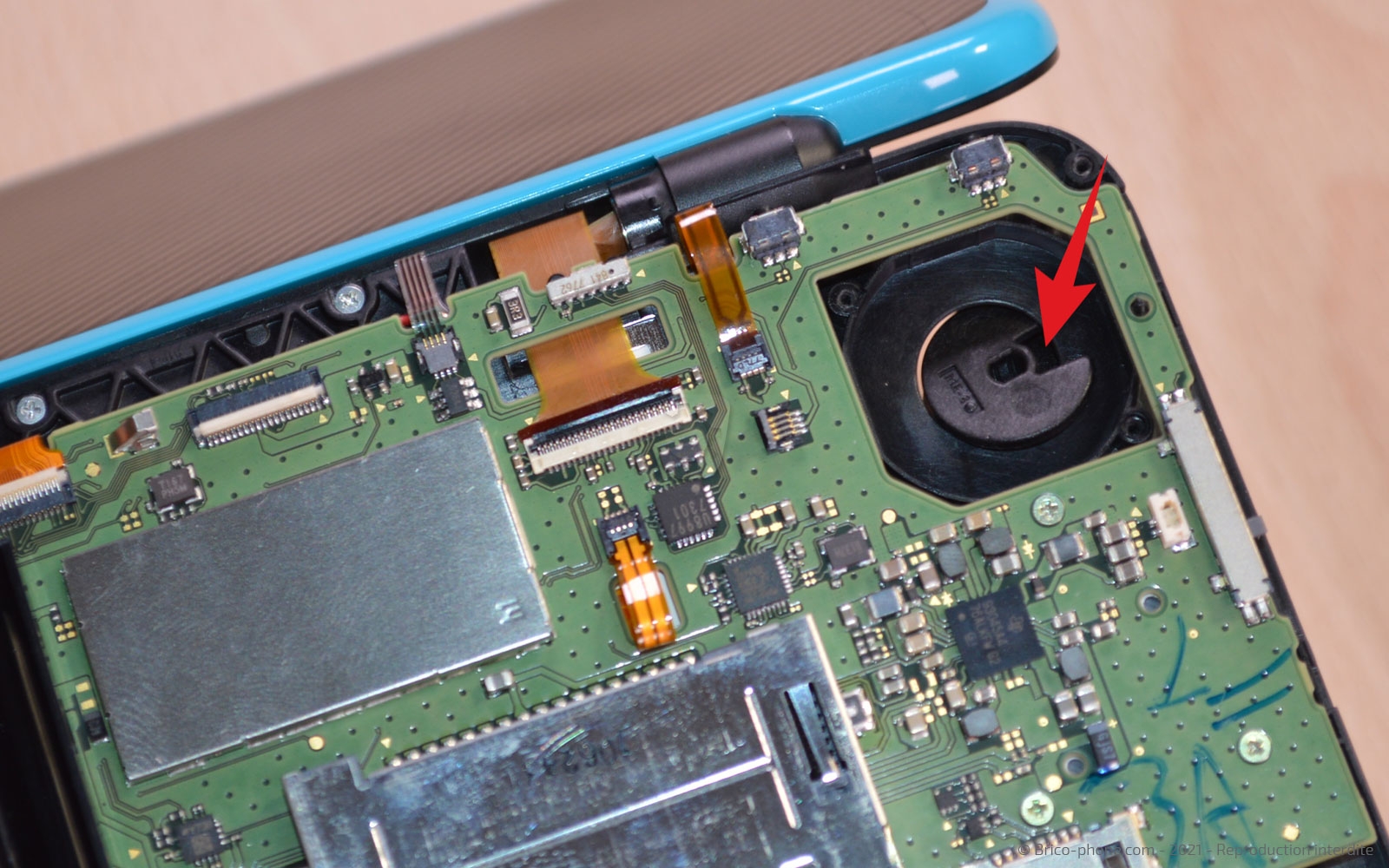 Changement des Joysticks sur New 2DS XL photo 2