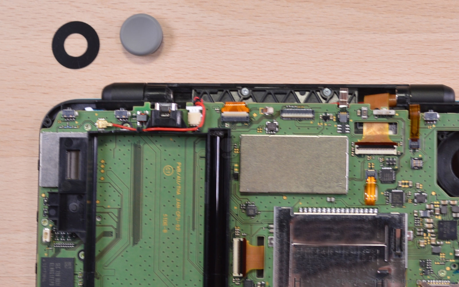 Changement des Joysticks sur New 2DS XL photo 3